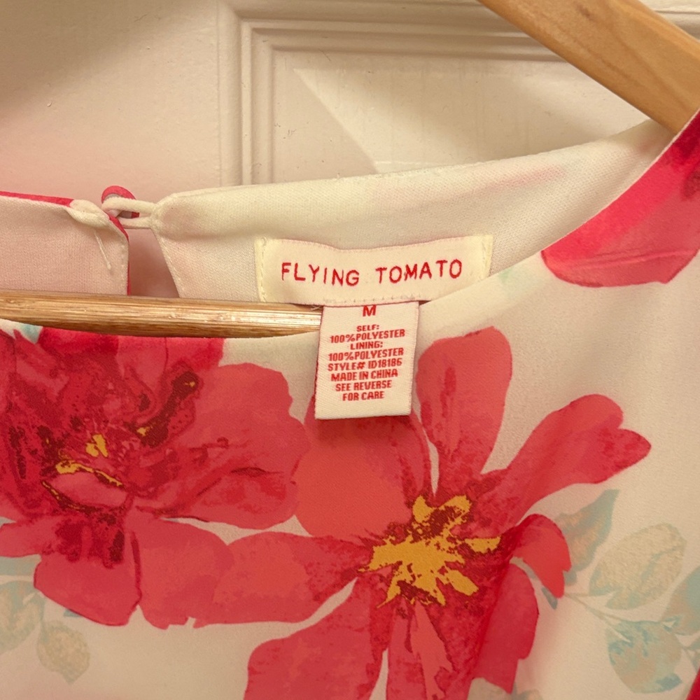 Flying Tomato Floral Top in Coral and White